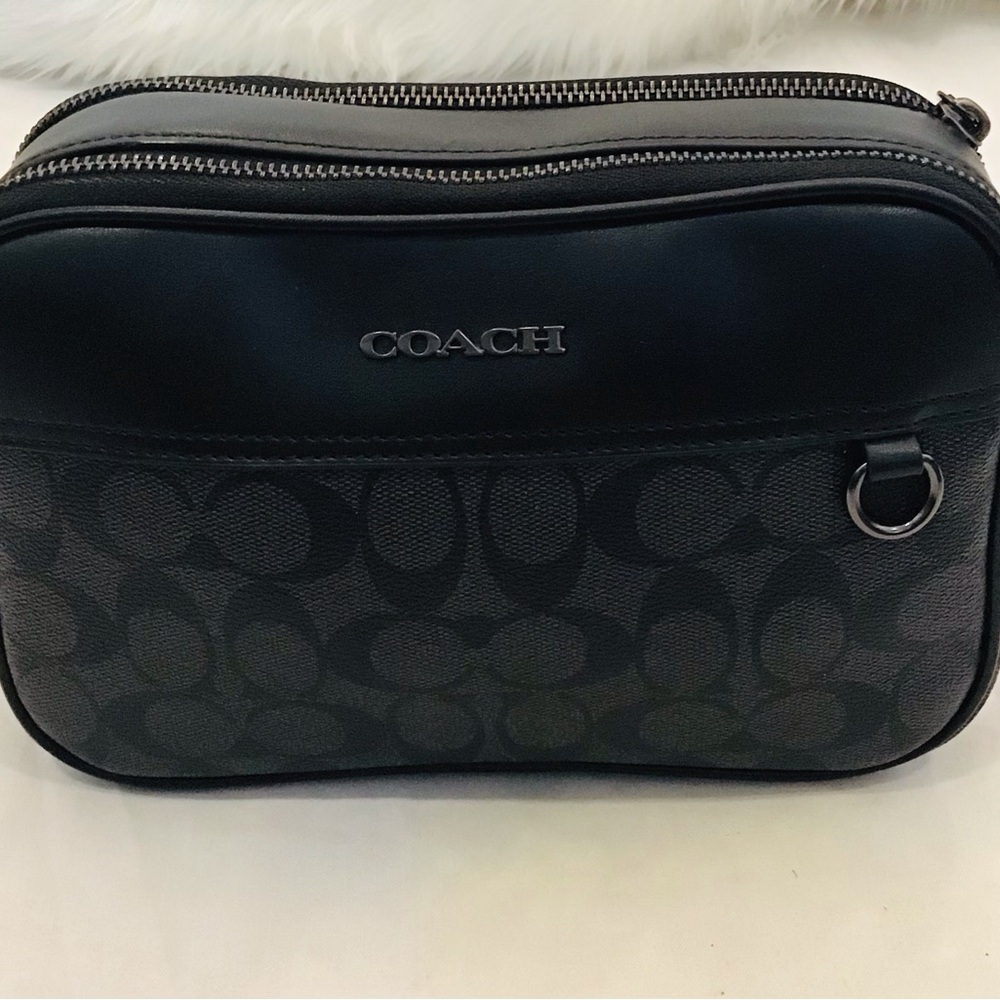 Coach Men's Black Signature Belt Bag with Silver Hardware